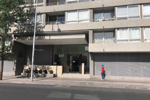 Venta estacionamiento Portugal, comuna de Santiago