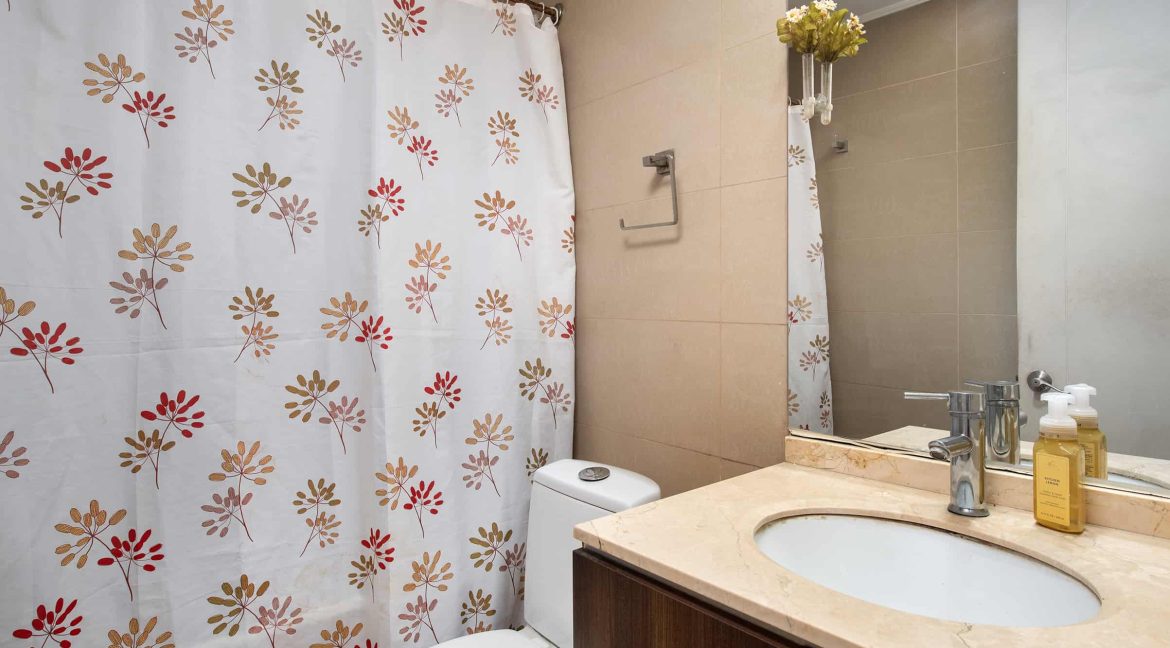Venta departamento Ñuñoa Duble Almeyda Baño2