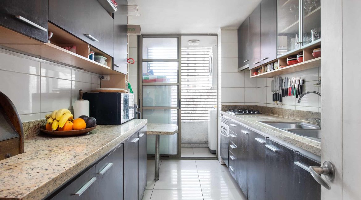 Venta departamento Ñuñoa Duble Almeyda Cocina1