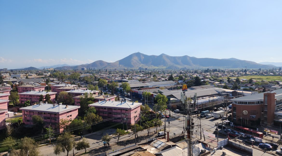 Arriendo Departamento con Estacionamiento en Paradero 39 de Gran Avenida