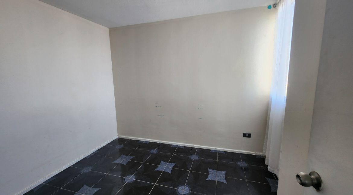 Arriendo Departamento con Estacionamiento en Paradero 39 de Gran Avenida