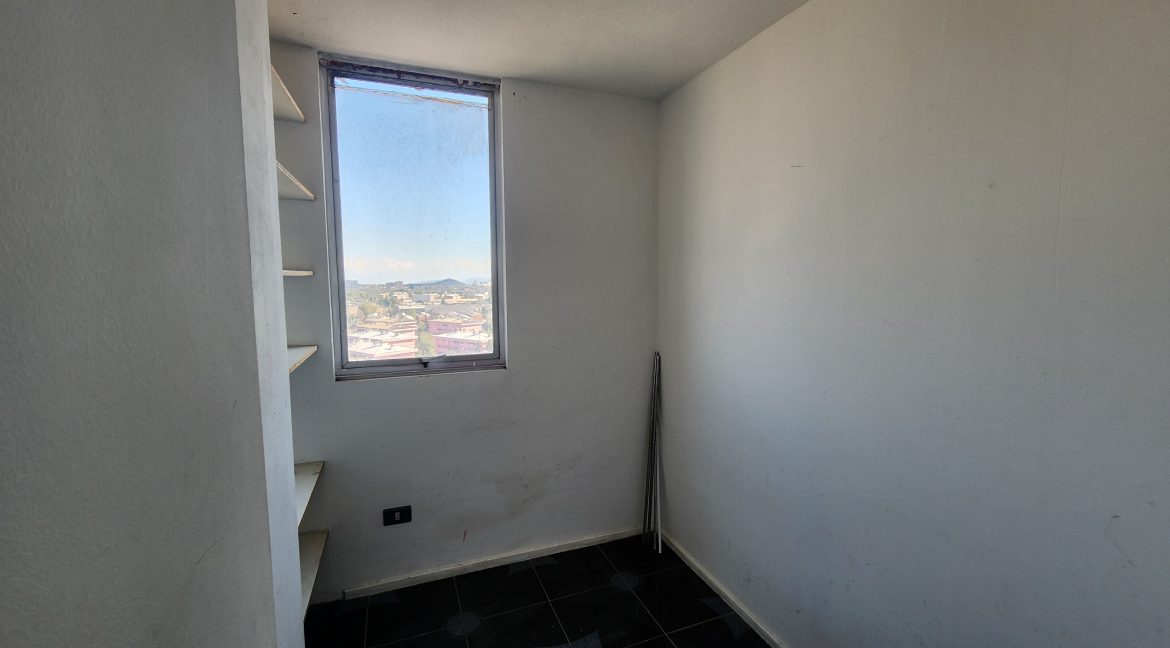 Arriendo Departamento con Estacionamiento en Paradero 39 de Gran Avenida