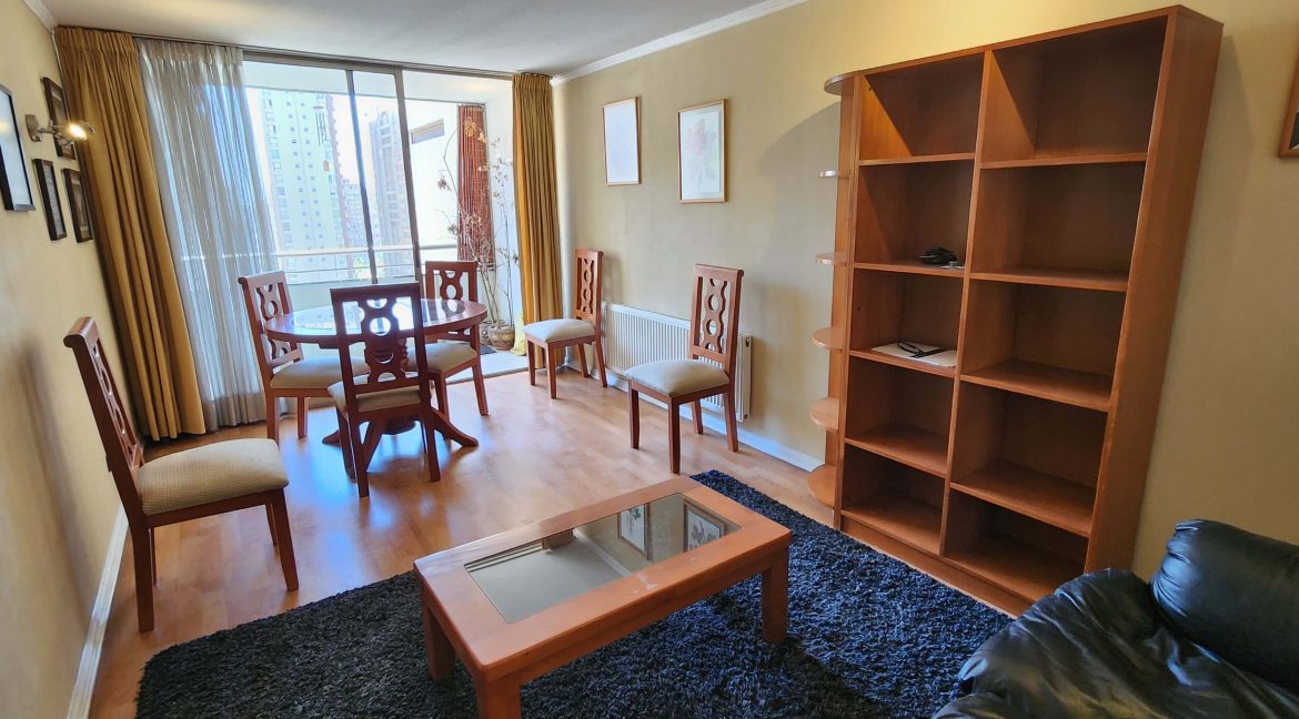 Arriendo departamento amoblado Lira 441 20230125_143123