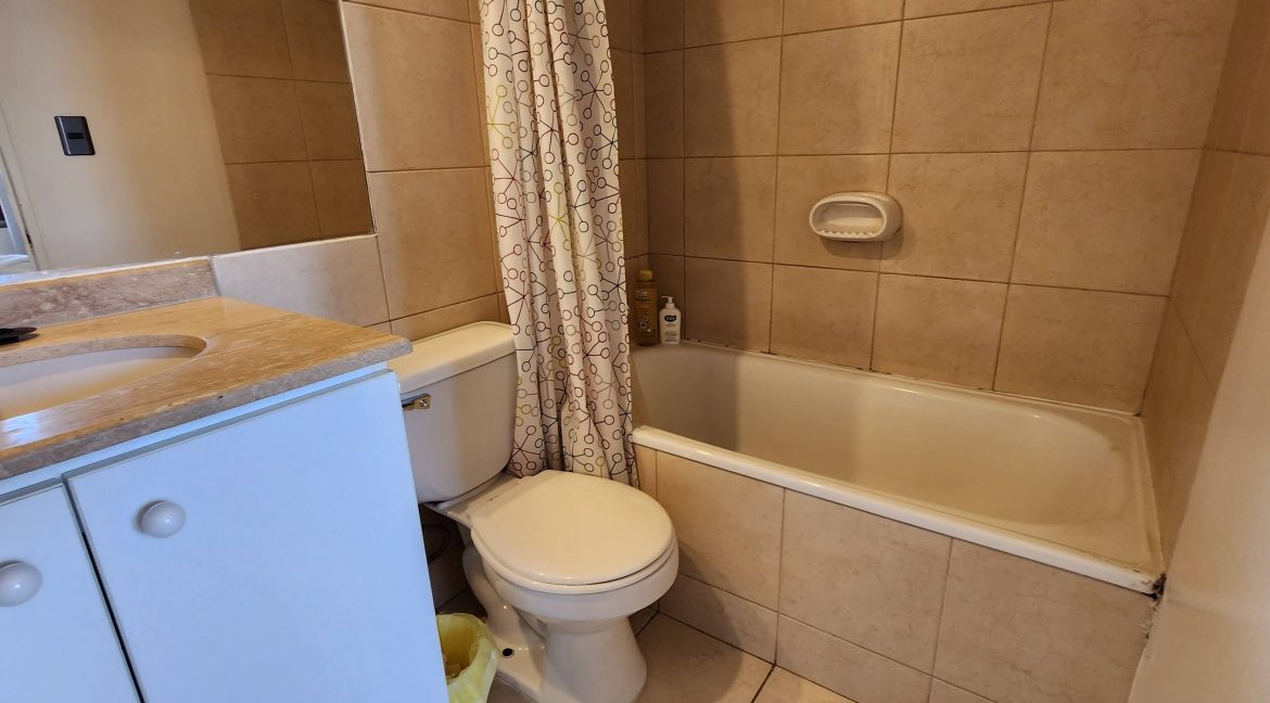 Arriendo departamento amoblado Lira 441 20230125_143500