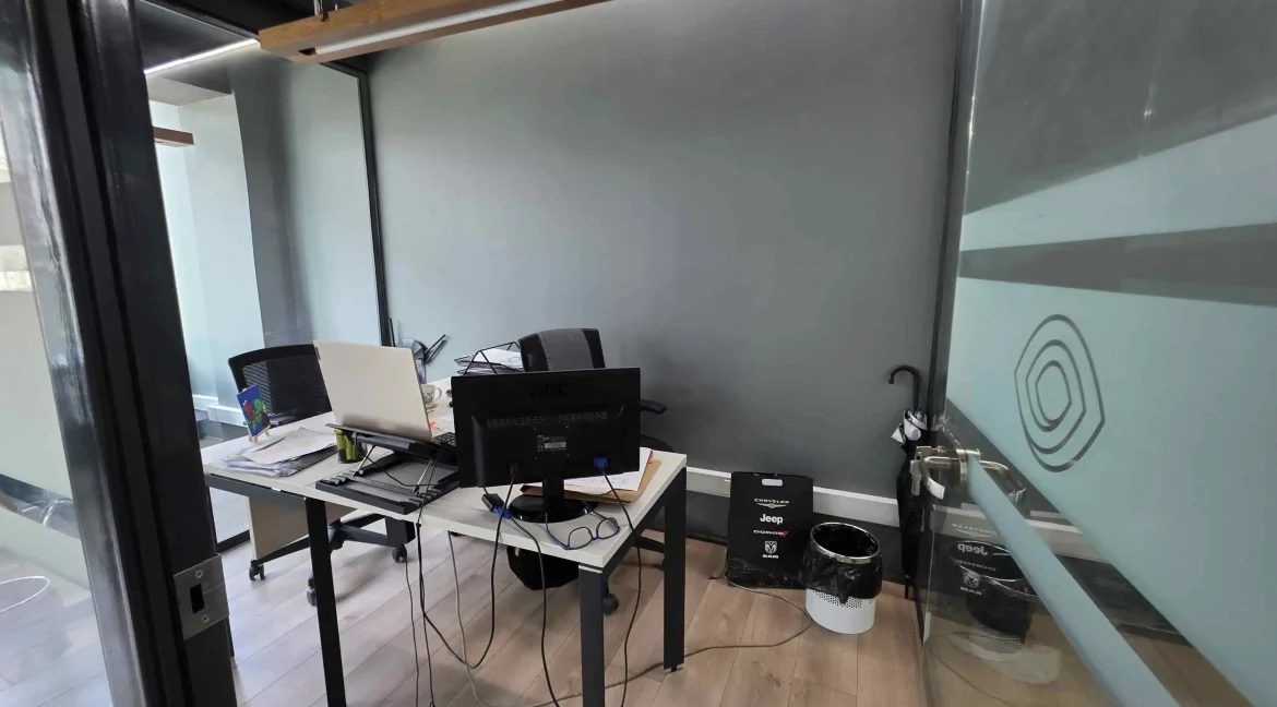 Arriendo Oficina Av Ossa 235 Ñuñoa (15)