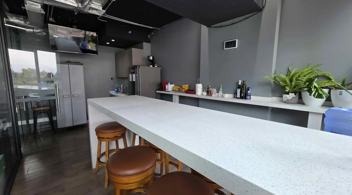 Arriendo Oficina Av Ossa 235 Ñuñoa (5)