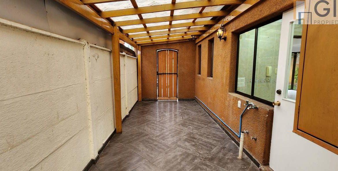 Arriendo Casa Condominio ArqViva peñalolen 00005