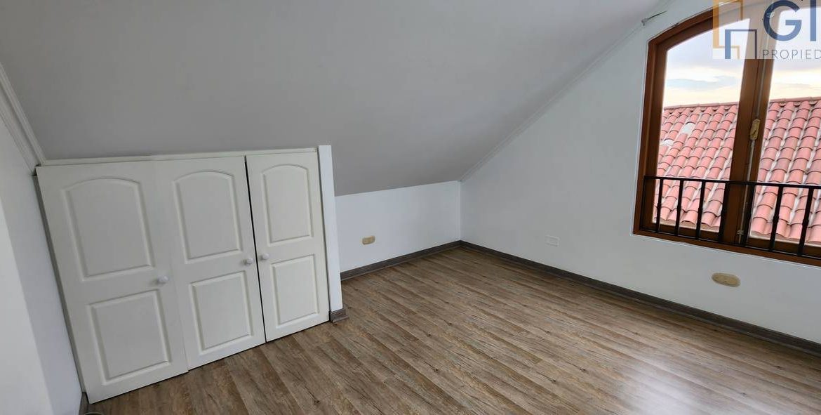 Arriendo Casa Condominio ArqViva peñalolen 00024