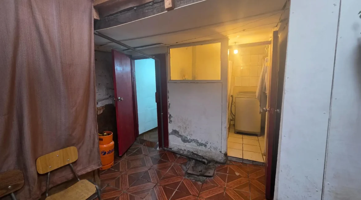 Venta Casa Pedro Lagos 672 Santiago (7)